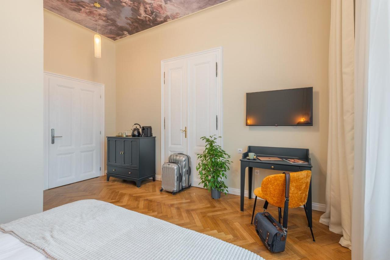 Little Heaven Apartments Sibiu Exterior photo